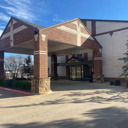 Surestay Plus By Best Western Edmond Exterior photo
